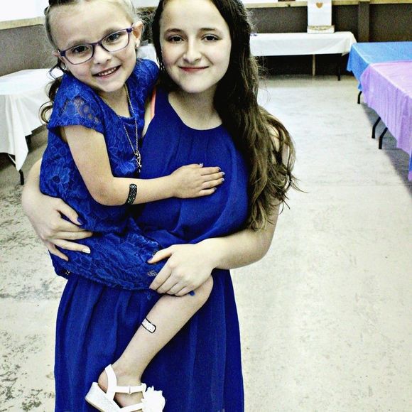 Meet your Posher, Addisyn - Picture 1 of 1